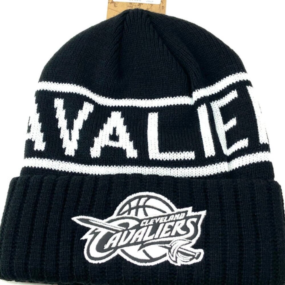 Cleveland Cavaliers NBA Black & White Reflective Knit Cuffed Hat